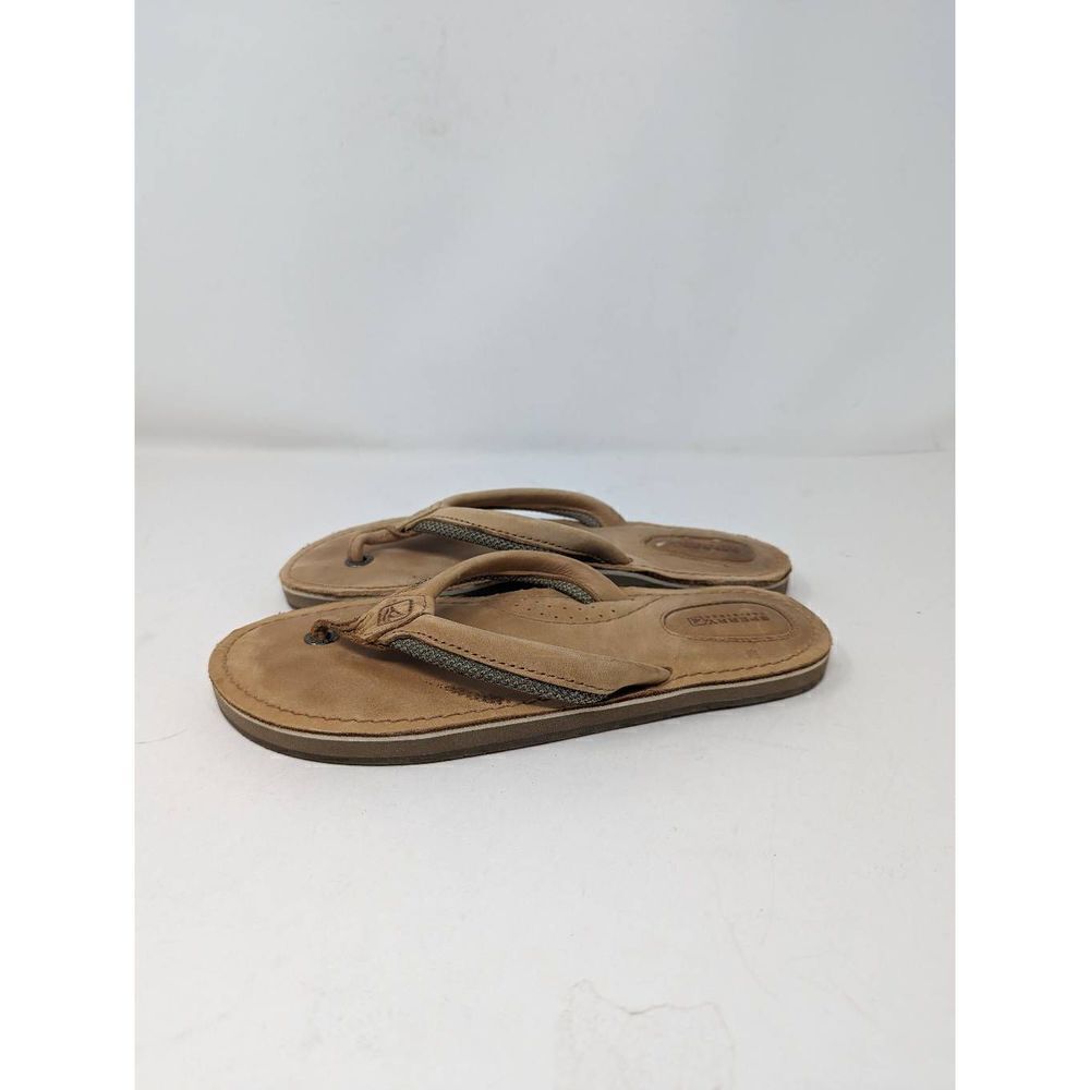 BEAUTIFUL SPERRY CAMEL TAN LEATHER FLIP FLOPS